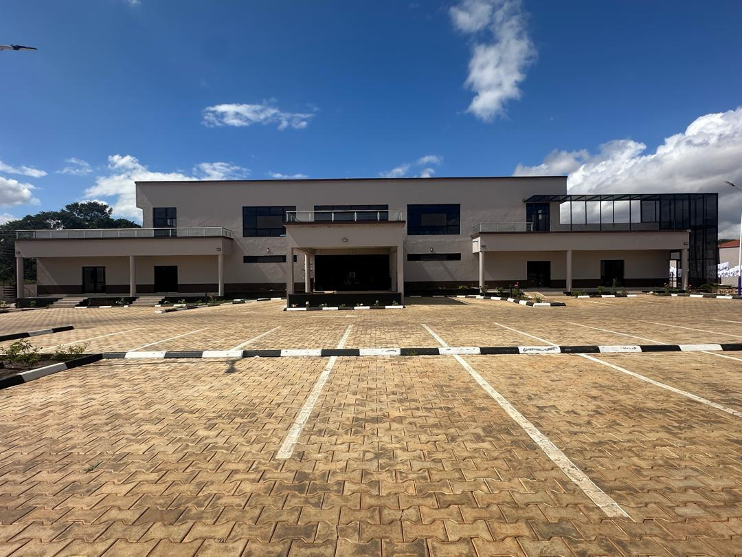 RDH glazing project facade