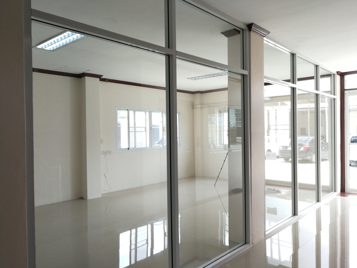 Interior aluminium and glass office partitions